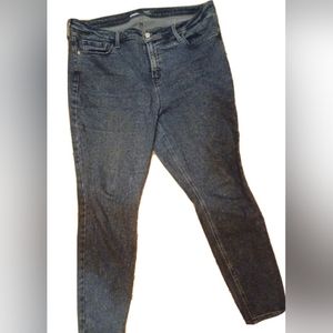 OLD NAVY ROCKSTAR SUPER SKINNY HIGH RISE SIZE 16
